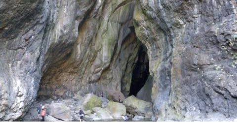 The water-carved rock chapel at the end of the Sentier de la Chapelle trail